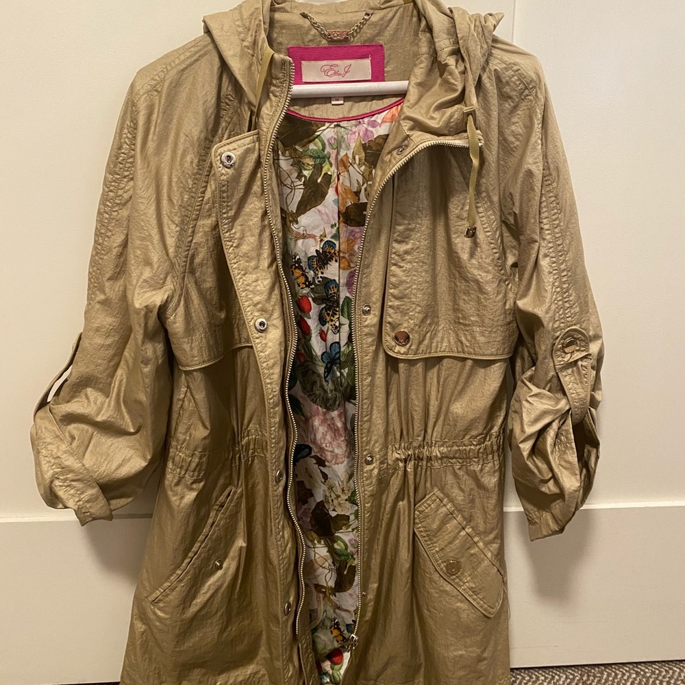 Eliza J rain jacket. Size Medium. Goldish color.